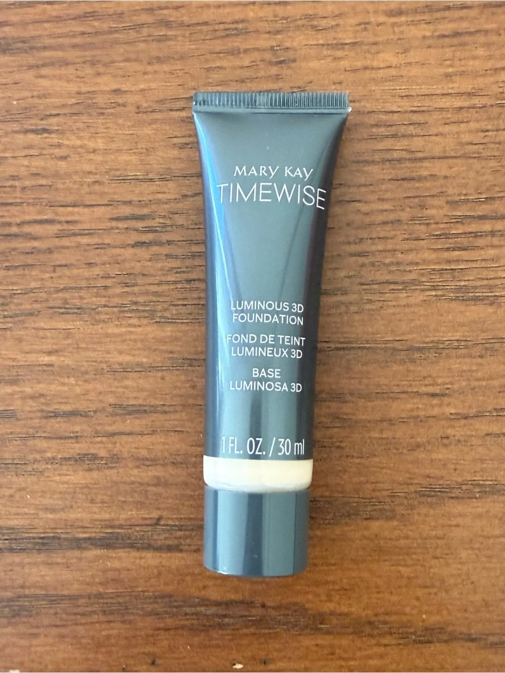 Mary Kay TimeWise Luminous 3D Foundation - Ivory/Ivoire W 130